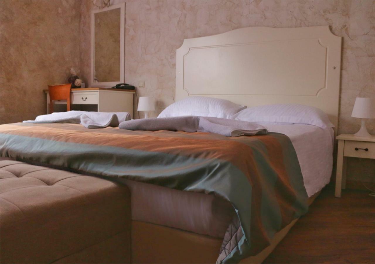 Green Hotel Alexander Palace 소피아 외부 사진