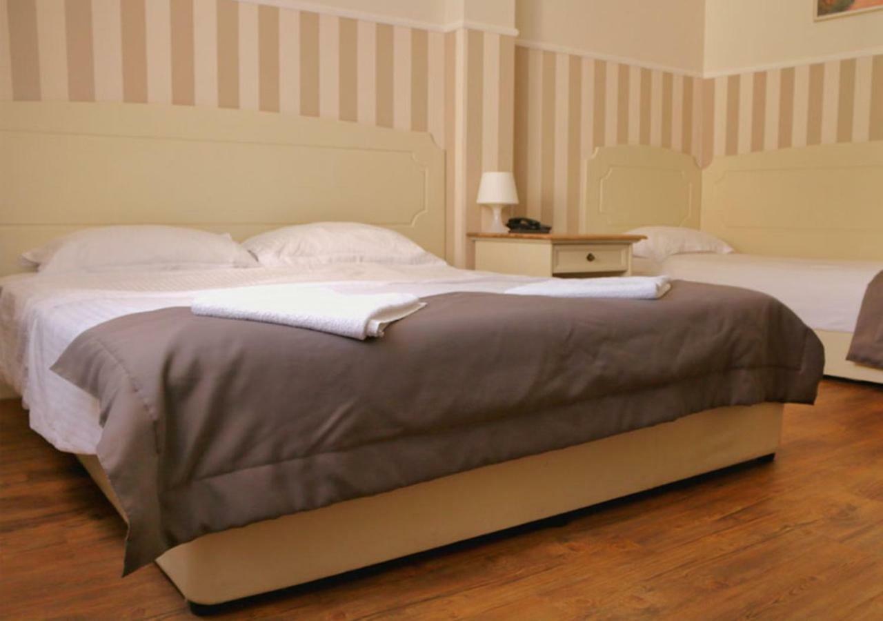 Green Hotel Alexander Palace 소피아 외부 사진